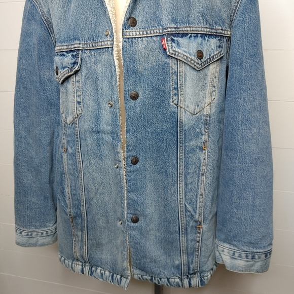 COPY Levi's long Sherpa trucker denim jacket size M - Picture 3 of 16